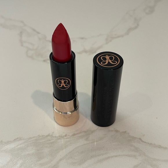 Anastasia Beverly Hills Ruby Matte Lipstick 💄 - Picture 2 of 4